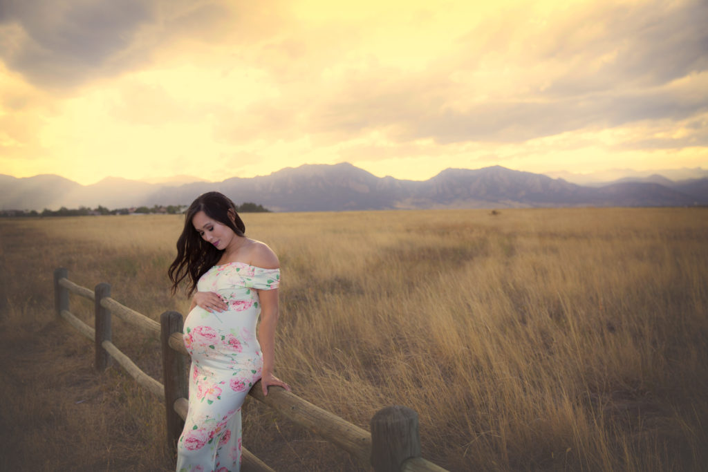 colorado complimentary maternity session