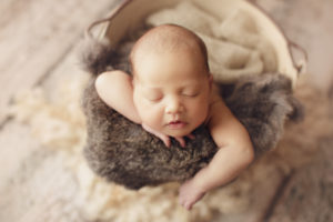Colorado newborn portrait
